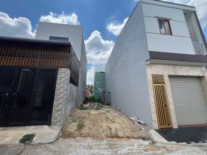 Mặt tiền nhà đất hẻm 133 Nơ Trang Gư Buôn Ma Thuột rộng 4,2m