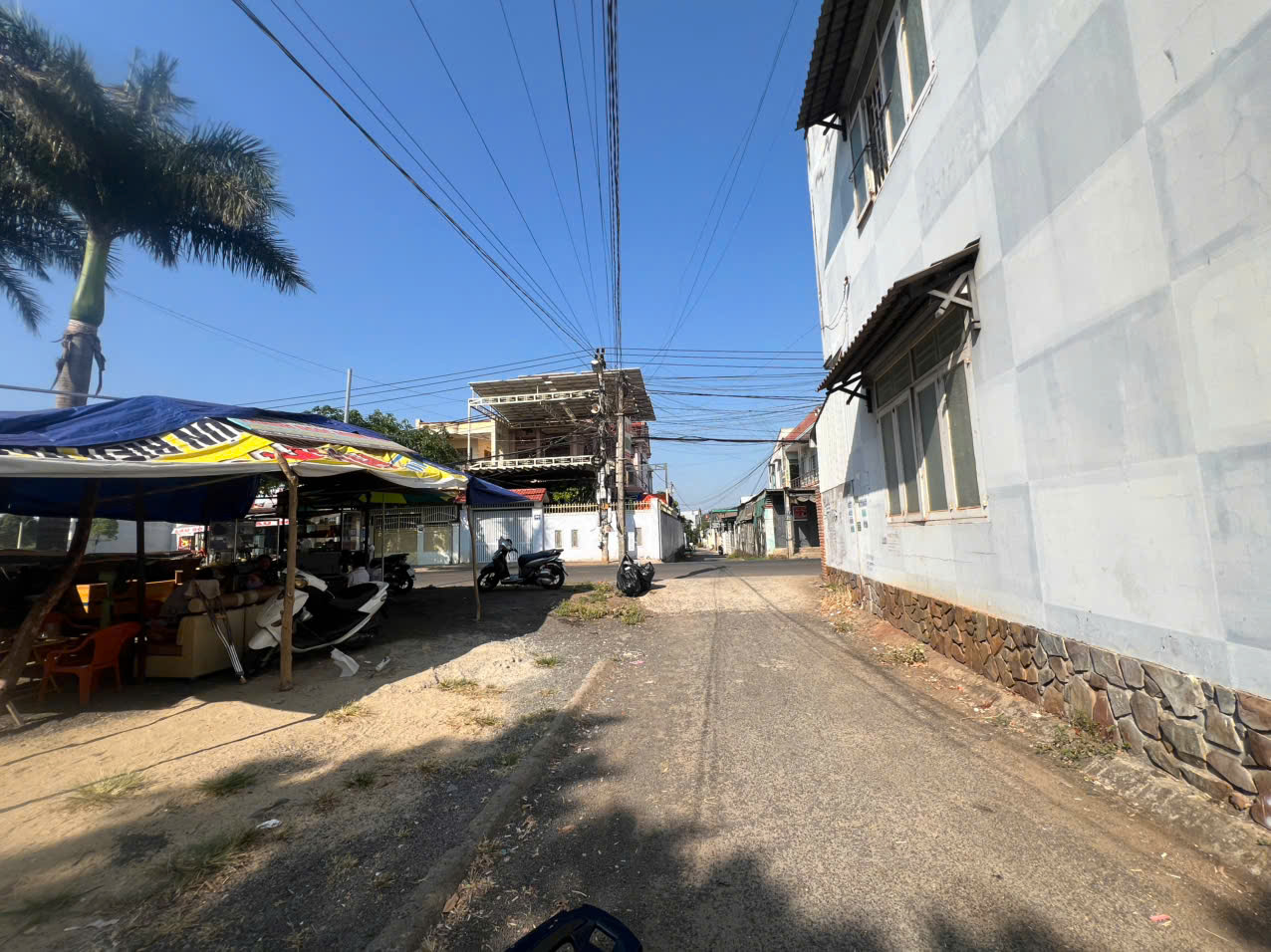 Đất mặt tiền Ama Jhao đường quy hoạch 18m