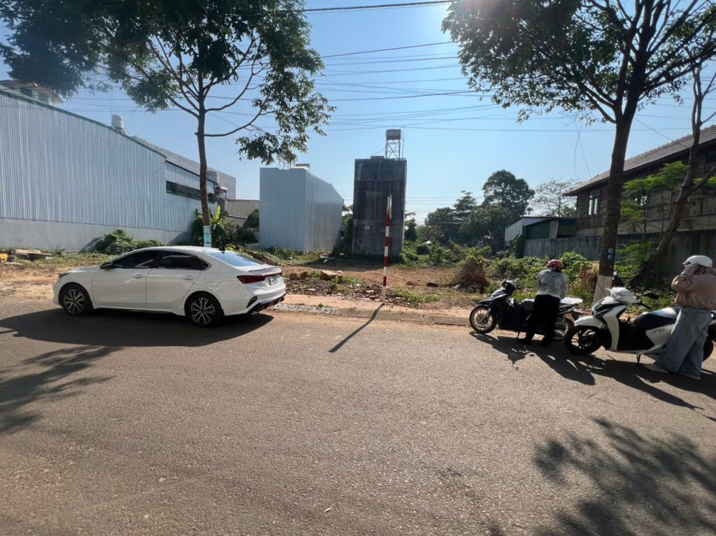 Bán đất mặt tiền Hồ Biểu Chánh Buôn Ma Thuột.