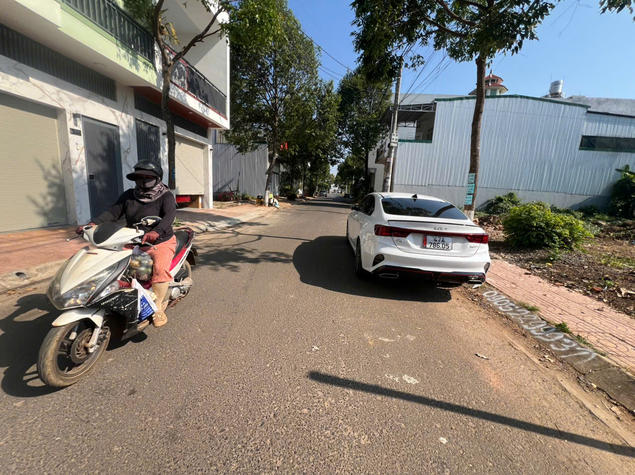 Đất khu đấu giá A Ma Jao gần Hùng Vương.