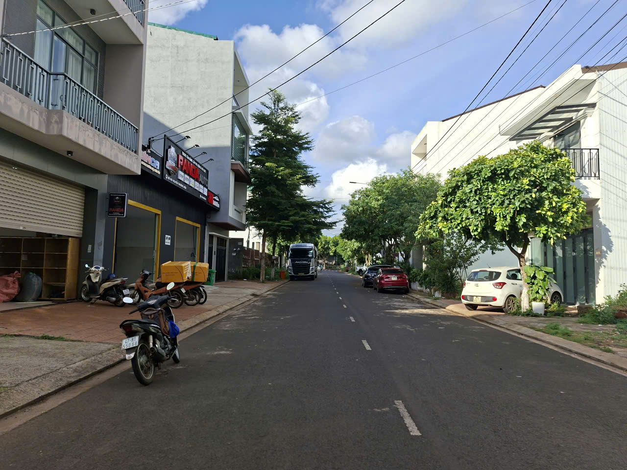 Lô đất thổ cư 100% gần công viên Phan Đăng Lưu.