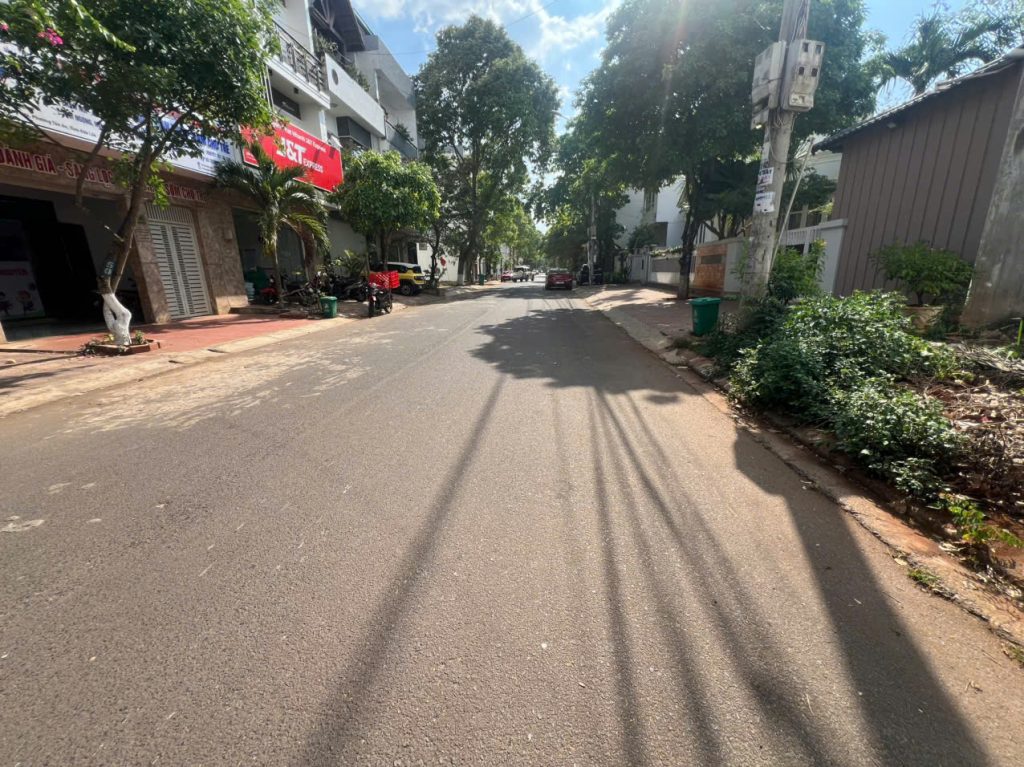 Lô đôi Phan Đăng Lưu phù hợp xây biệt thự và kinh doanh