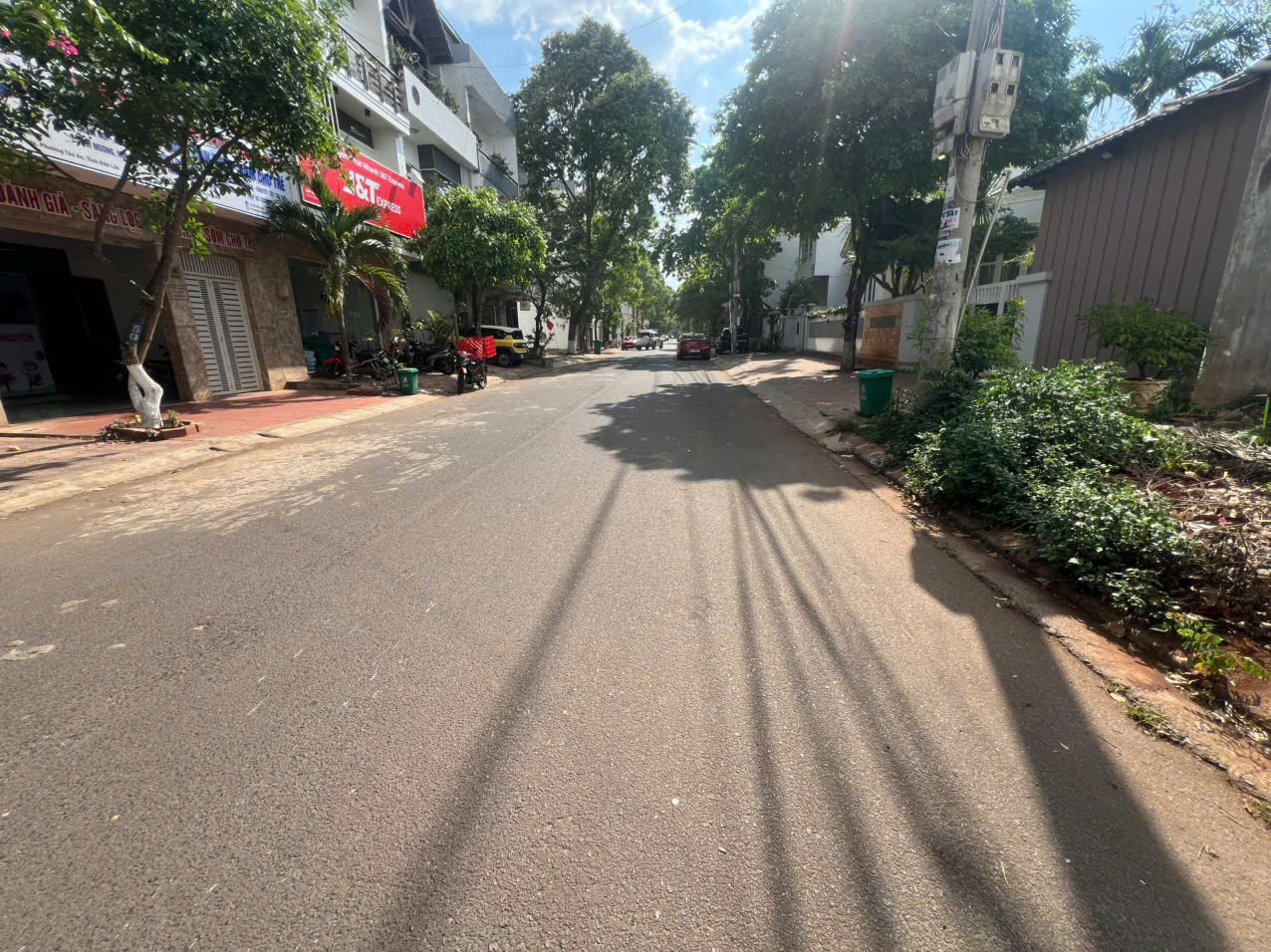 Lô đôi Phan Đăng Lưu phù hợp xây biệt thự và kinh doanh