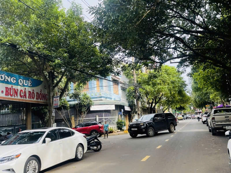 Bán nhà mặt tiền đường Nguyễn Hữu Thọ khu Metro Buôn Ma Thuột