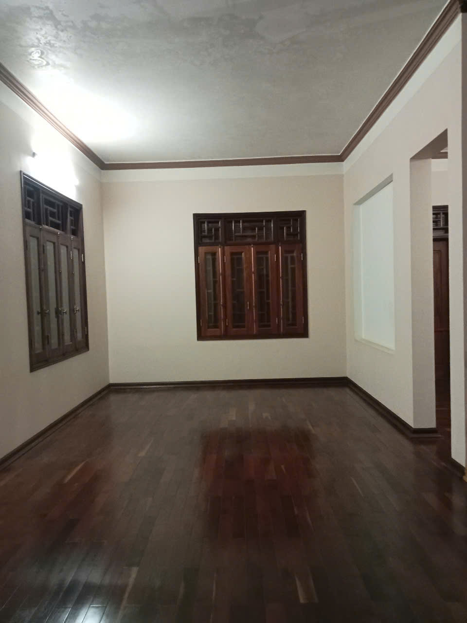 Phòng thờ rộng biệt thự Ngô Quyền Buôn Ma Thuột