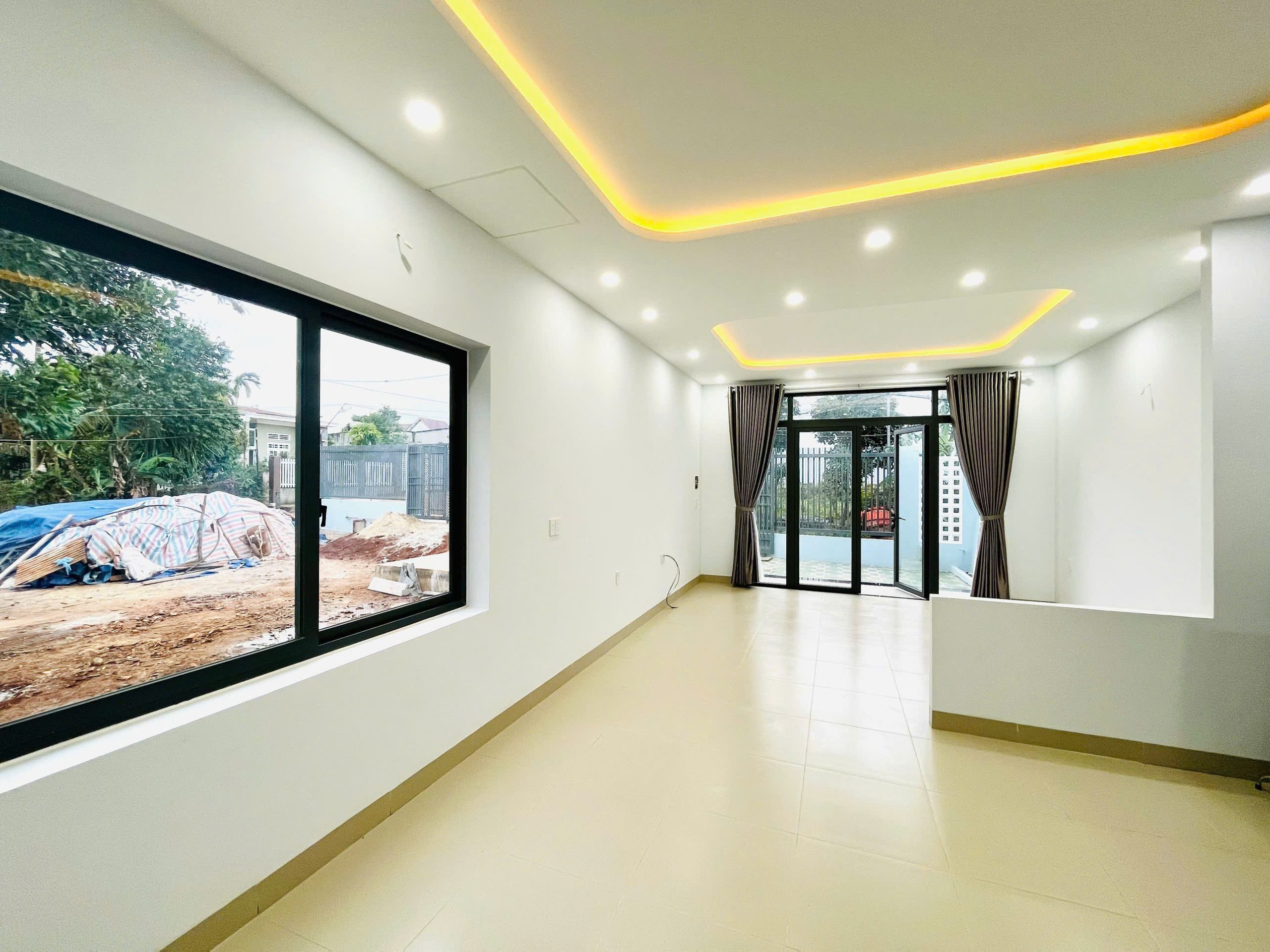 Nhà mê chờ Hòa Thuận Tân An 149m² thổ cư 100m² sân ô tô