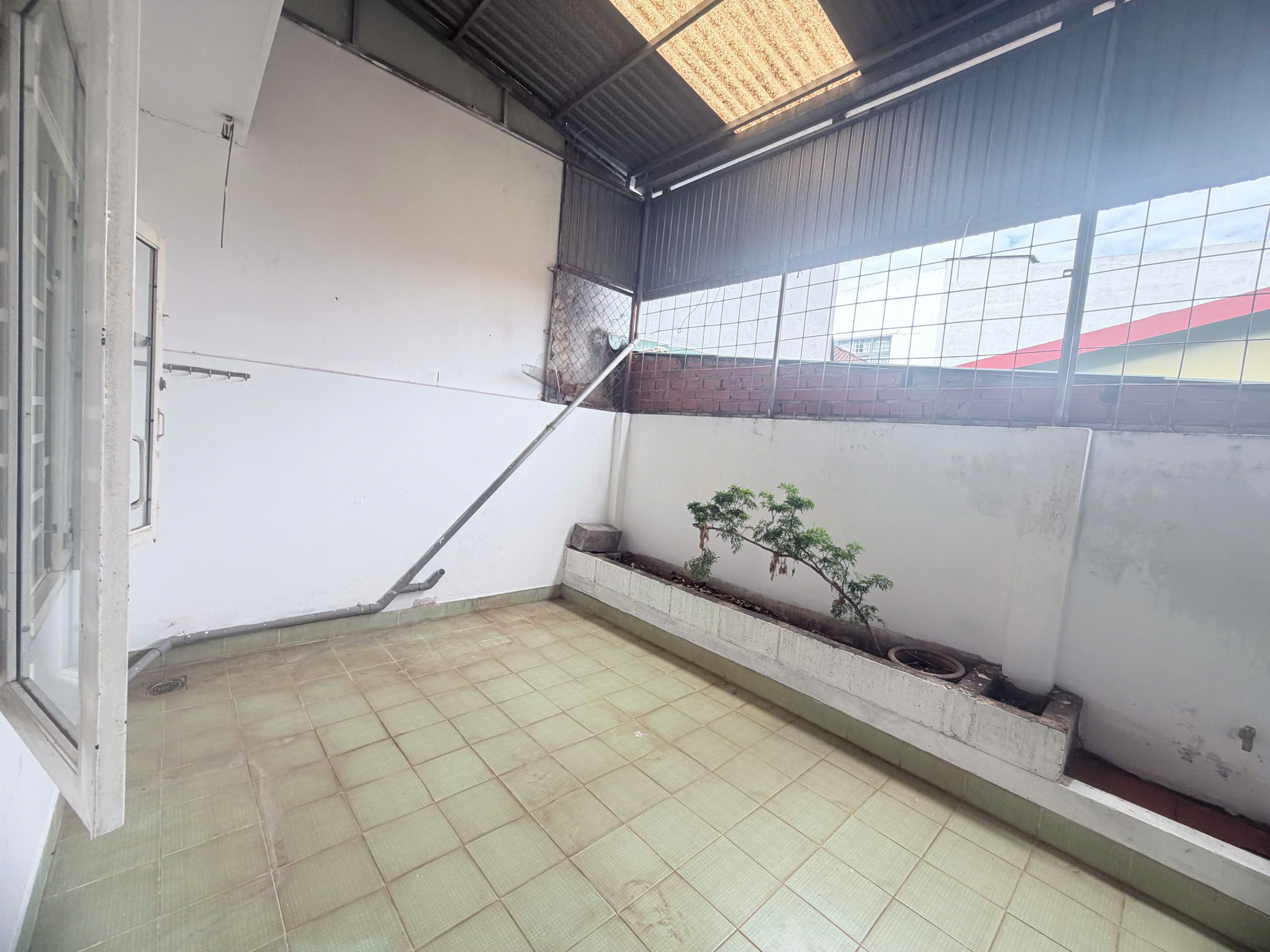 nhà cho thuê mặt tiền kinh doanh ymoan bmt 6x27m