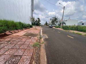 2 lô liền kề mặt tiền Dương Quảng Hàm Tân An