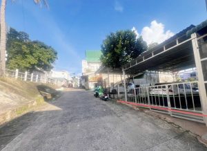 Hẻm rộng hai ô tô né nhau tại Phan Chu Trinh BMT