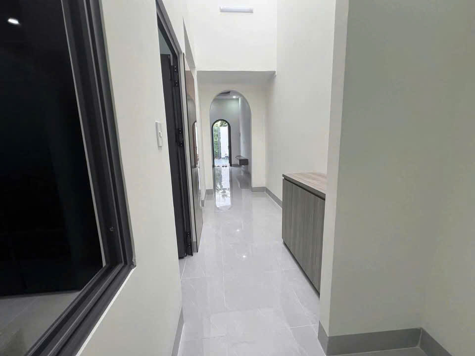 Nhà hẻm Mai Hắc Đế BMT có sân ô tô